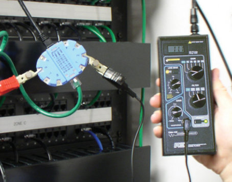 郊区美国REI CMA-100反监听音频放大器